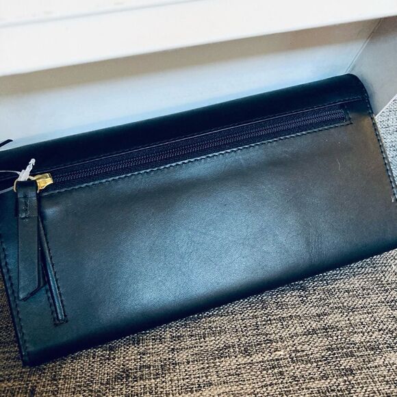 Radley London Leather Dog Maroon Color Block Wallet - Picture 4 of 7